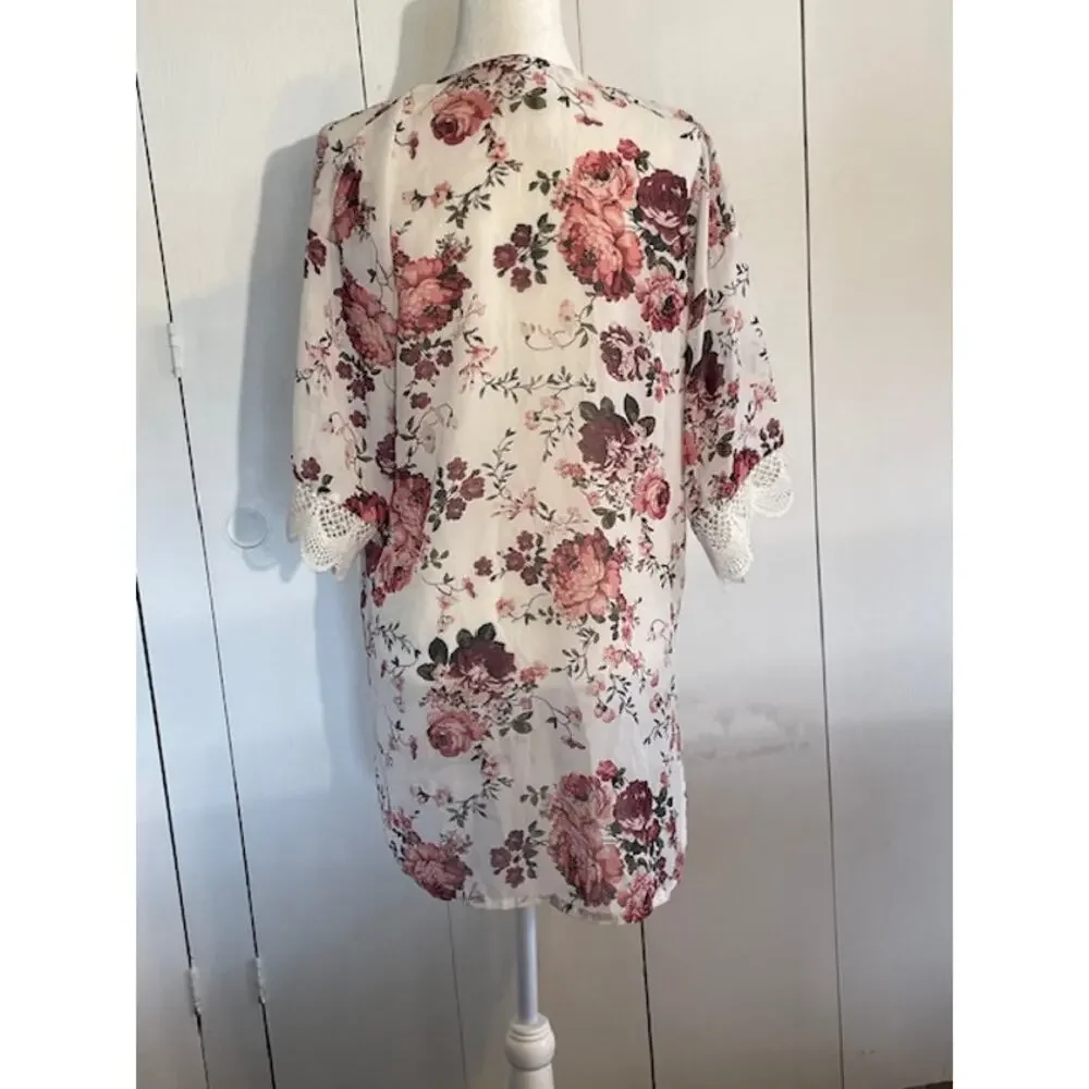 Wallflower Size Small 3/4 Sleeve Sheer Open Front Cardigan Cream‎ Floral